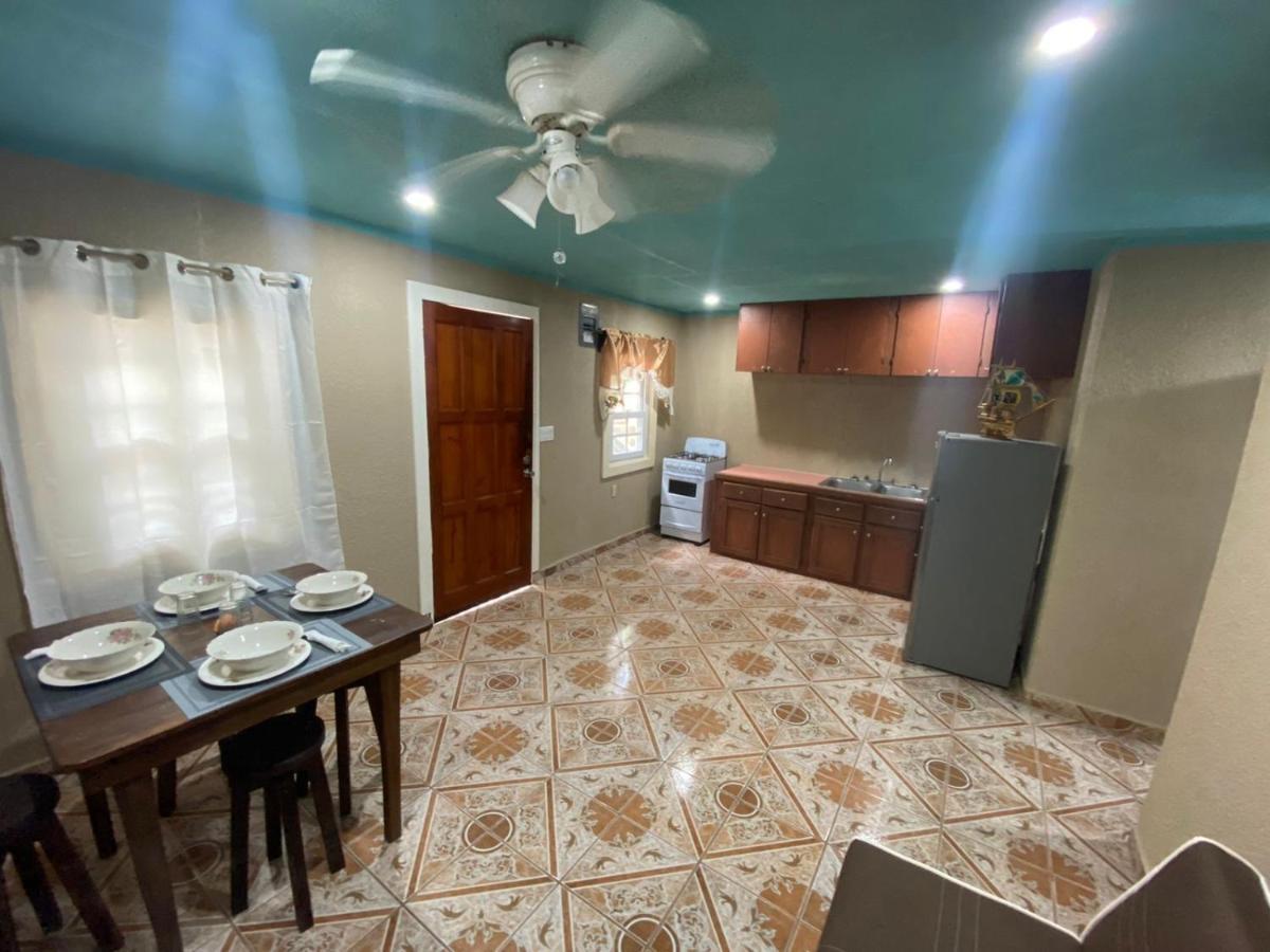 Forest View Apartment Six Huts Extérieur photo